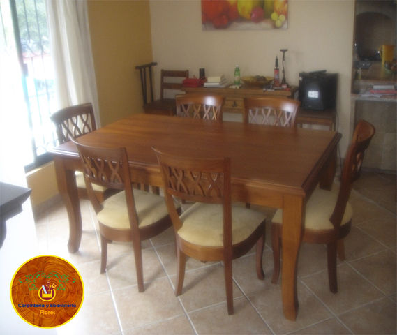 Comedor en madera de cedro sillas hergonomicas
