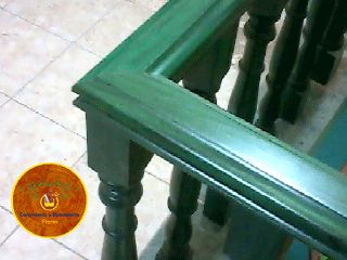 Barandal de escalera en madera de cedro 3/3